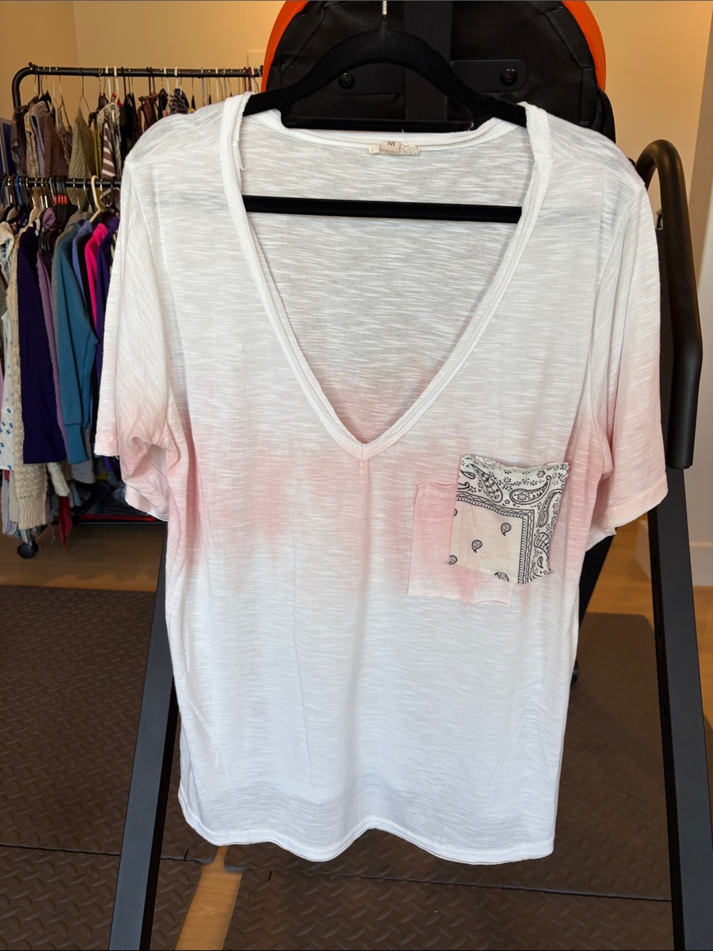 POL White V-Neck Short Sleeve Tee with Pink Ombre and Paisley Pocket